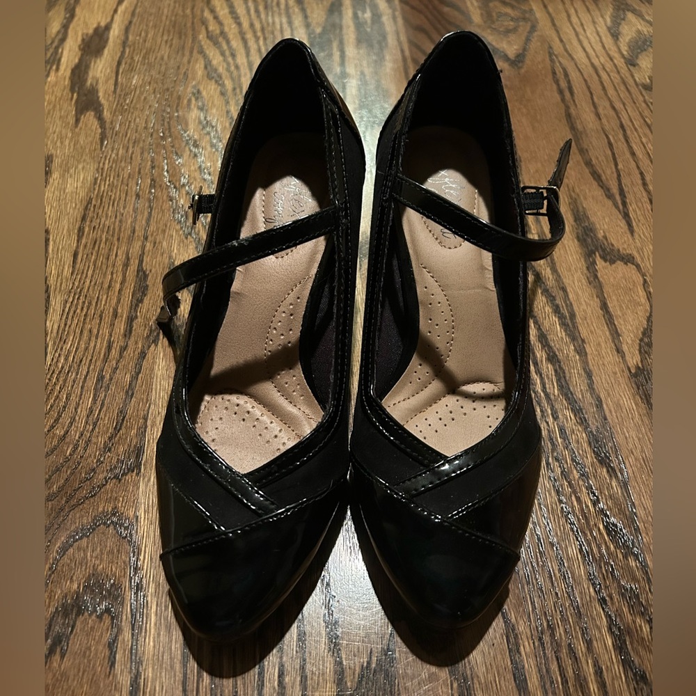 Dexflex Comfort Black Heels